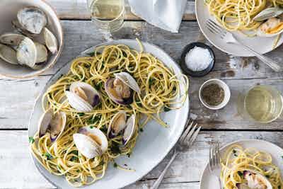Alpha smoot 20160331 spaghetti with clams parsley garlic and lemon alpha smoot 138