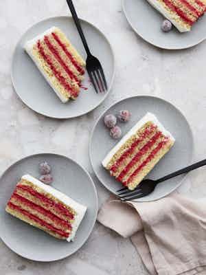 Lennart Weibull Cake Perfecttion Genoise With Cranberry Curd Filling 045