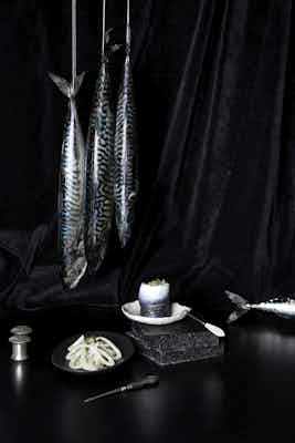 Louise hagger dining in monochrome 10
